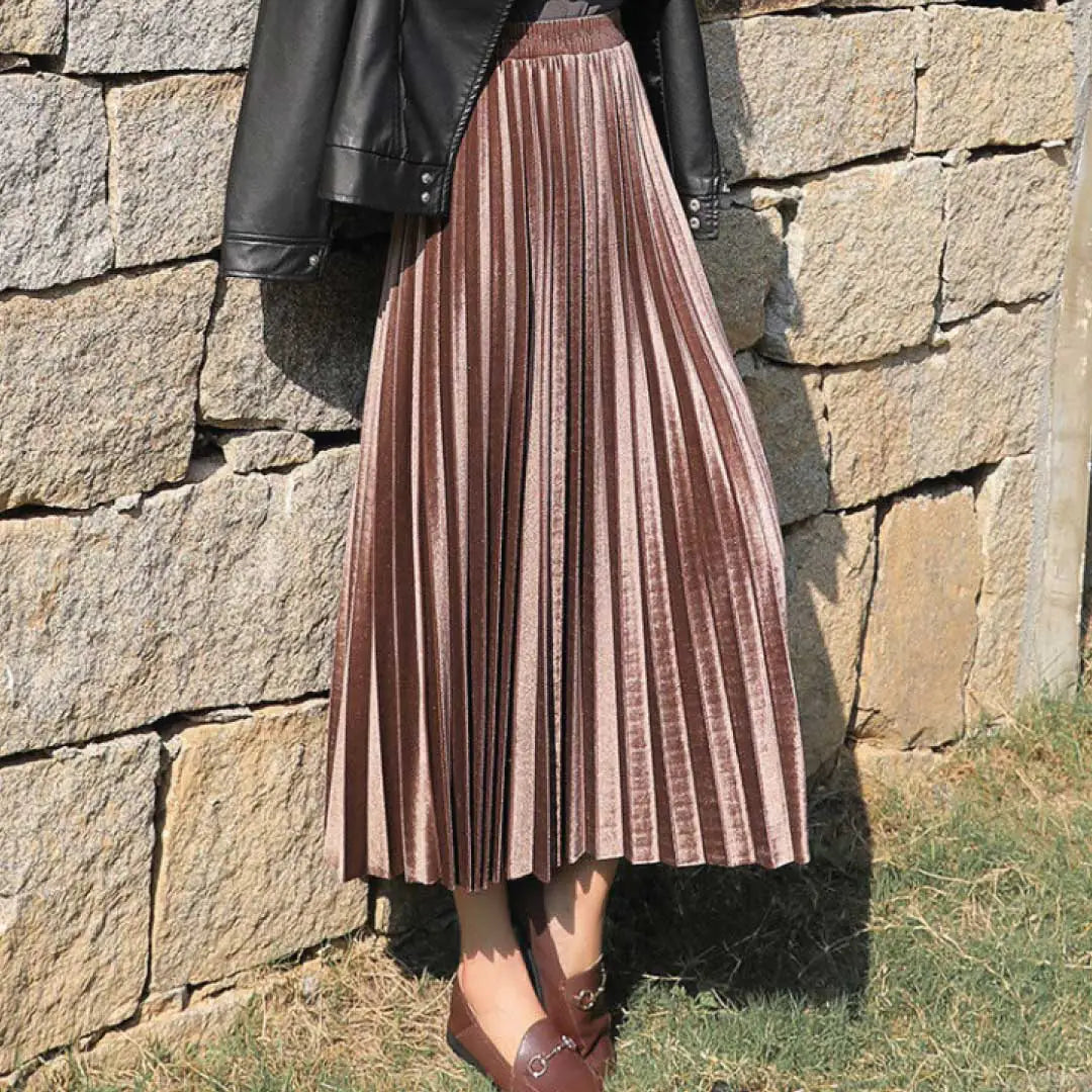 Jones Velvet Pleated Skirt