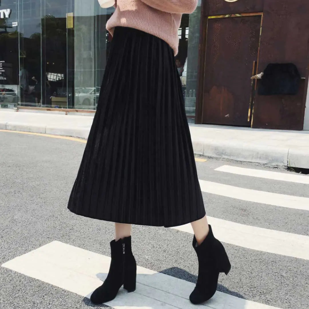 Jones Velvet Pleated Skirt